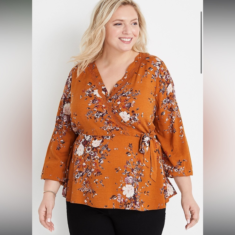 2X Maurice’s Wrap fall print blouse Plus Size Gold Floral Crochet Wrap Top